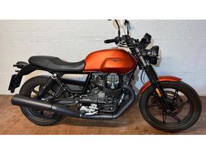 VENDO MOTO GUZZI V7 SPECIAL (2021 - 24) USATA A AREZZO (CODICE 9848211) - MOTO.IT