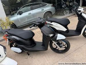 PIAGGIO LIBERTY 50 S NUOVO PRONTA CONSEGNA TUO A 3