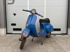 PIAGGIO VESPA V50 R O-LACK EZ. 1974 MOPED MOKICK ROLLER