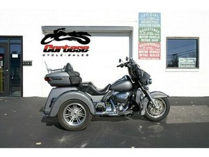 2022 HARLEY-DAVIDSON® FLHTCUTG TRI GLIDE ULTRA