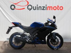 YAMAHA YZF-R15 R