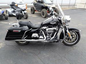 2017 HARLEY-DAVIDSON ROAD KING®