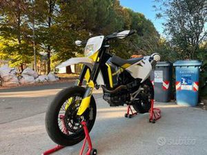 HUSQVARNA 701 DEPOTENZIATA A LIBRETTO