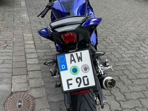 YAMAHA YZF-R125 (BAUJAHR 2024)