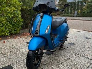 VESPA SPRINT 4T 50CC 2V — SCOOTERS | VESPA — MARKTPLAATS