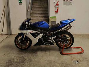 YAMAHA YZF-R1 BLU/AZZURRO