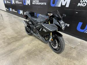 2025 SUZUKI GSX-R750