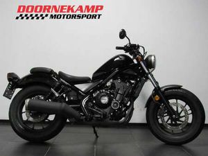 HONDA CMX 500 REBEL ZWART