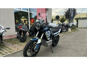 VENDO HUSQVARNA NORDEN 901 EXPEDITION (2023 - 24) USATA A PARMA (CODICE 9829981) - MOTO.IT