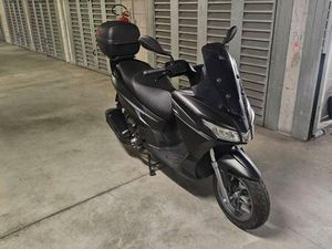 VENDO APRILIA SXR 50 (2021 - 25) USATA A MILANO (CODICE 9849009) - MOTO.IT