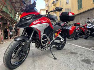 DUCATI MULTISTRADA V4 S ROSSO