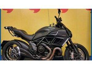 VENDO DUCATI DIAVEL 1200 CARBON (2010 - 13) USATA A BRA (CODICE 9849592) - MOTO.IT