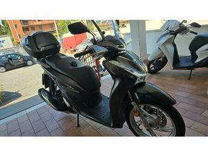 VENDO HONDA SH 125I (2020 - 23) USATA A TIVOLI (CODICE 9849576) - MOTO.IT