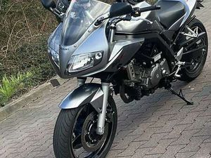 SUZUKI SV 650