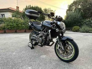 APRILIA SHIVER 750 750 CM3, 2010 GOD.