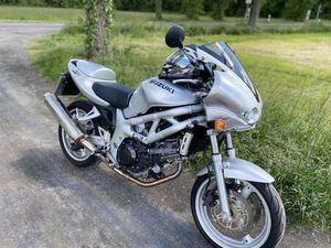 SUZUKI SV 650