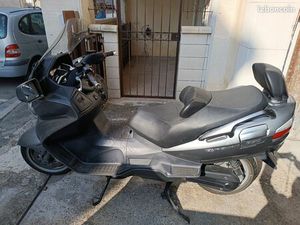 SCOOT BURGMAN 650 EXCLUSIVE