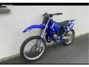 125 YZ