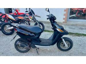 VENDO MBK BOOSTER 50 NG (1999 - 03) KAT USATA A PANICALE (CODICE 9851270) - MOTO.IT
