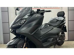 VENDO YAMAHA T-MAX 560 (2022 - 24) USATA A ROMA (CODICE 9850445) - MOTO.IT