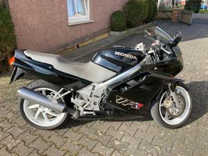 HONDA VFR 750