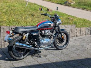 ROYAL ENFIELD INTERCEPTOR