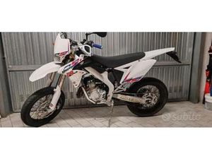 SUZUKI VALENTI SM 50 - 2013