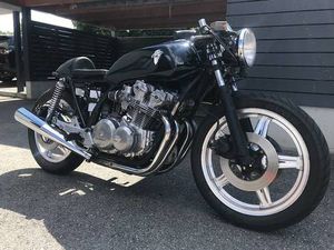 HONDA CB 750F CAFE RACER