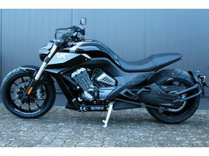 BENDA LFC 700 / 310ER REIFEN / ABS /TCS / 5.J GARANTIE