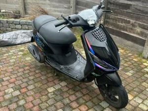PIAGGIO ZIP 2016 — SCOOTERS | PIAGGIO — MARKTPLAATS
