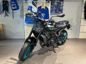EX DEMO YAMAHA MT-09 Y-AMT FOR SALE IN BASINGSTOKE