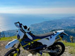 HUSQVARNA 701 DEL 2022 (A2)