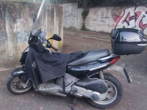 APRILIA SPORTCITY 200