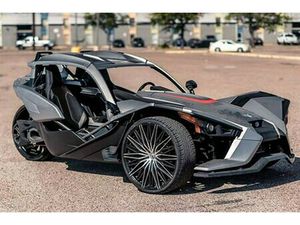 2016 POLARIS SLINGSHOT SL