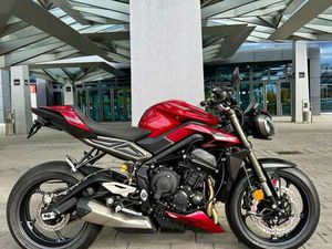 TRIUMPH STREET TRIPLE 765