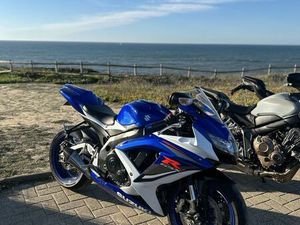 SUZUKI GSXR750 K8 POMBAL