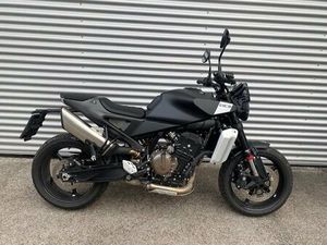 OCCASION HUSQVARNA SVARTPILEN 801