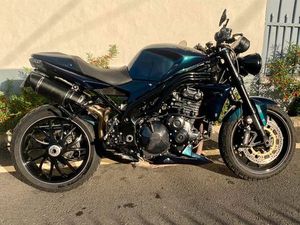 TRIUMPH SPEED TRIPLE 1050