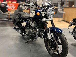 ROYAL ENFIELD SUPERMETEOR 650 CELESTIAL BLUE 2025