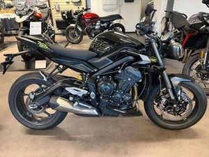 TRIUMPH STREET TRIPLE 765 RS MODELL 2025 - VORFÜHRER