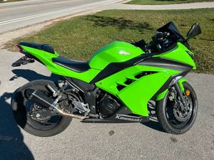 2015 KAWASAKI NINJA 300
