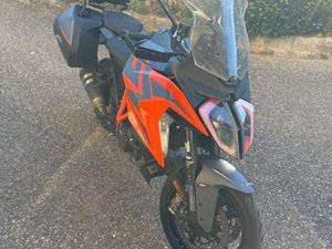 KTM 1290 SUPER DUKE GT