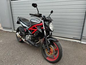 SUZUKI SFV 650 GLADIUS
