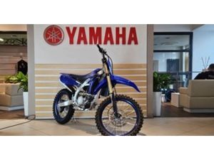 YAMAHA YZ 250F MODEL 2023 BENZYNA