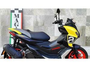 VENDO APRILIA SR GT 200 (2022 - 24) USATA A LISSONE (CODICE 9852080) - MOTO.IT