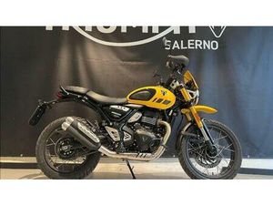VENDO TRIUMPH SCRAMBLER 400 XC (2025) USATA A SALERNO (CODICE 9852152) - MOTO.IT