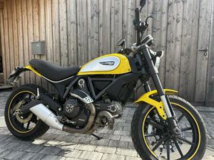 DUCATI SCRAMBLER 800 ICON CAFÉ RACER
