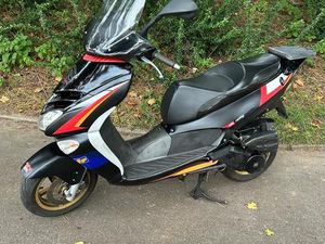 APRILIA LEONARDO 125