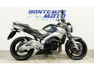 SUZUKI GSR 600