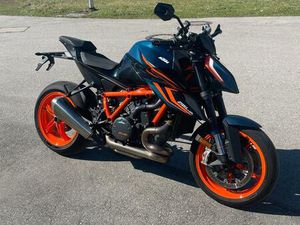 KTM 1290 SUPER DUKE R EVO TECH PACK, ALLE PAKETE FREI